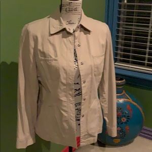 Long sleeve khaki jacket
